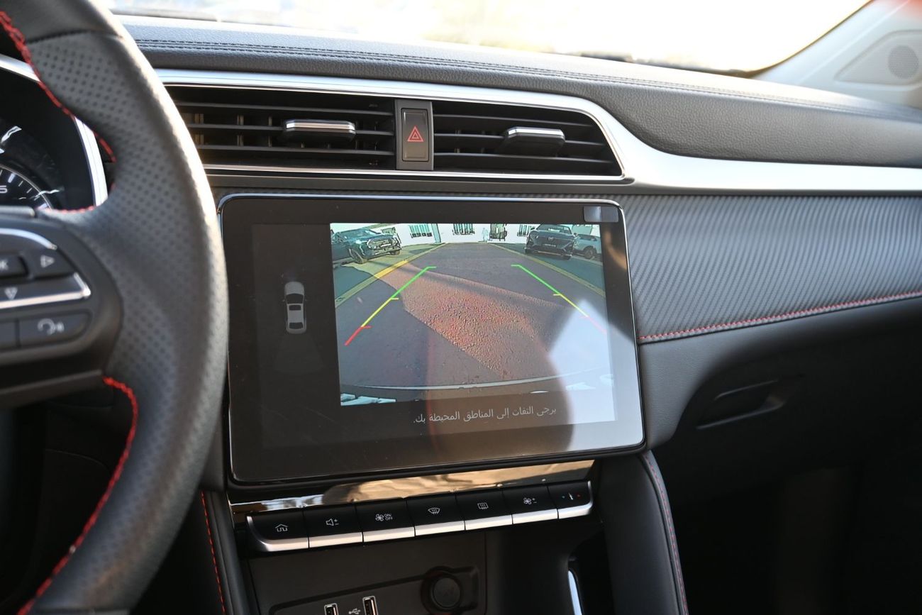 أم جي ZS MG ZS Comfort 1.5L Petrol Color Silver Model 2025