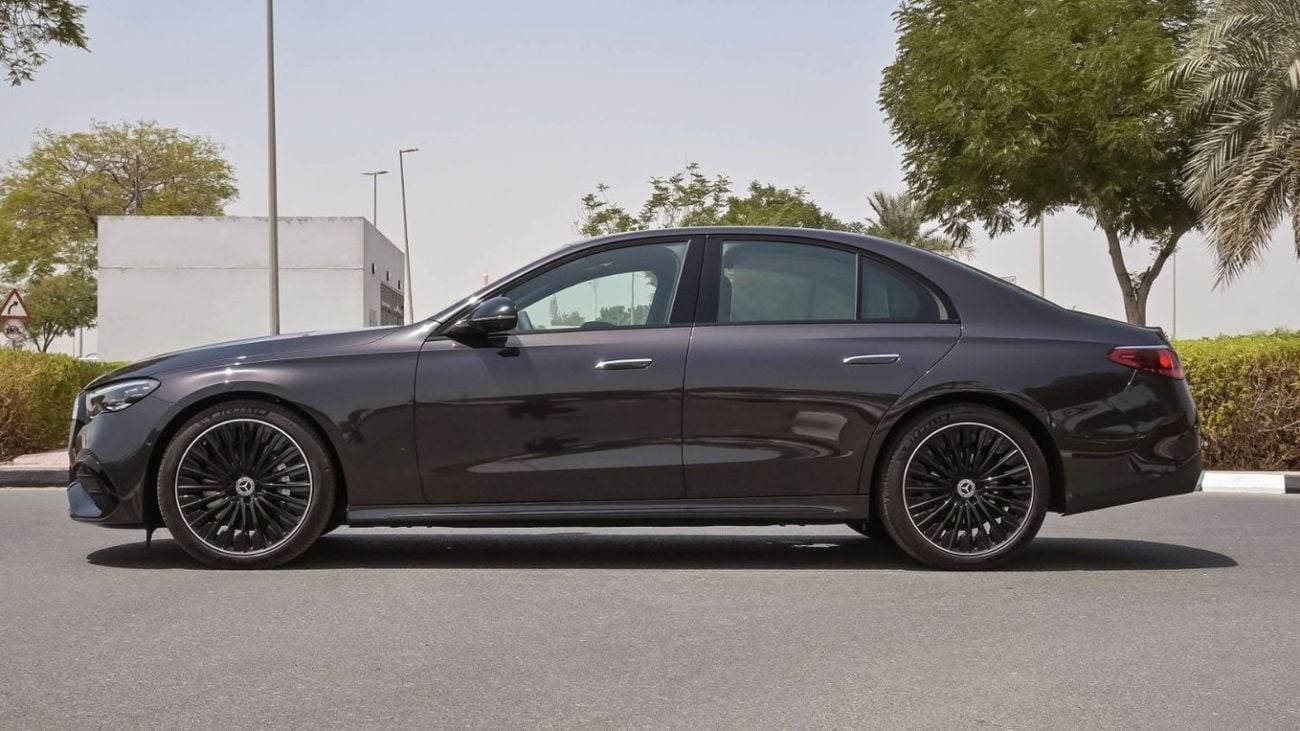 مرسيدس بنز E200 Mercedes-Benz E200 Premium Plus | AMG Night Package | Hyper Screen | Fully Loaded 2024 Brand New