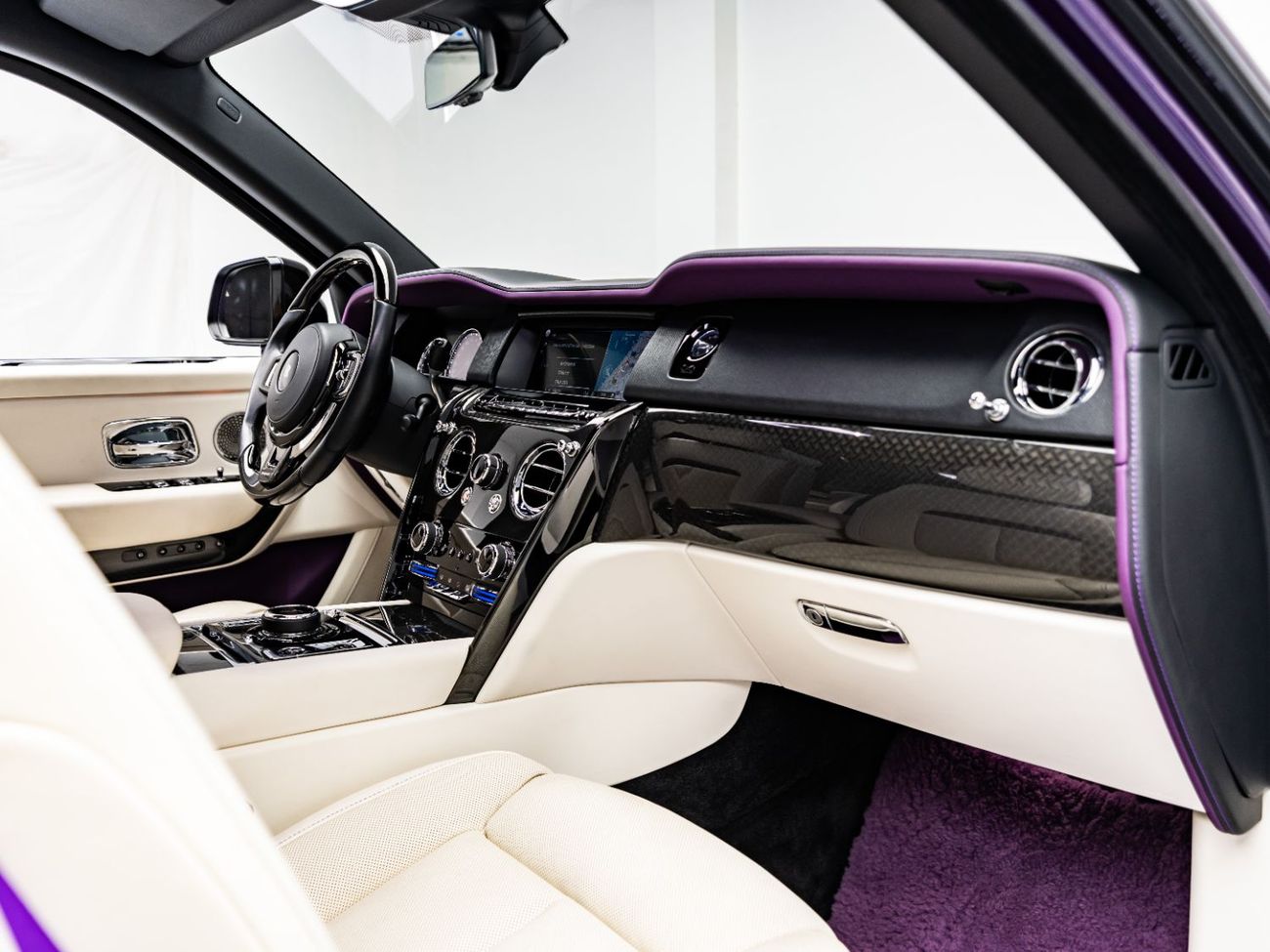 رولز رويس كولينان 2021 Rolls Royce Cullinan Mansory Black Badge, 1 Year Warranty, Service History, Low KMs, European