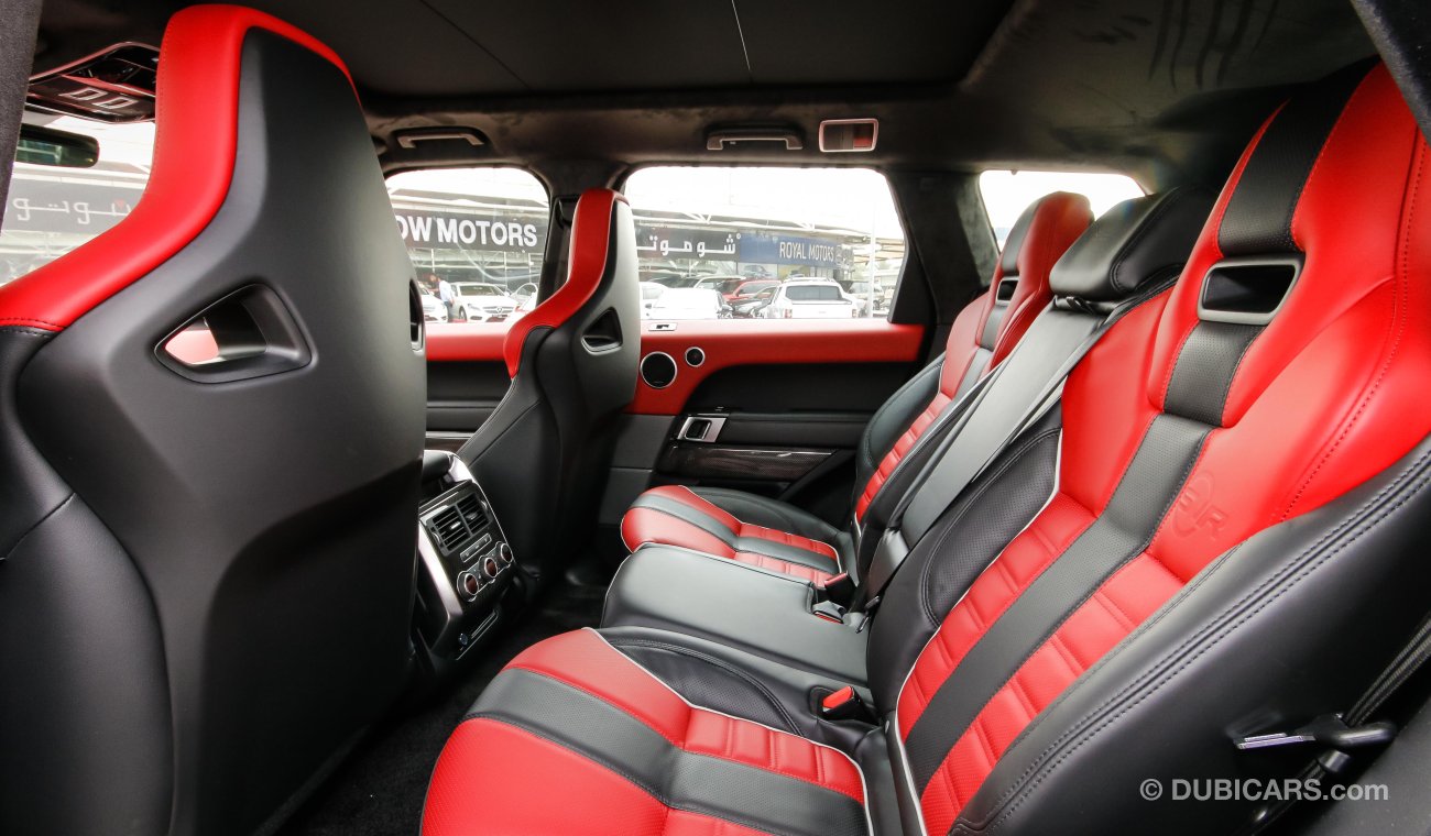 Land Rover Range Rover Sport SVR Carbon Edition 1 of 40 Worldwide