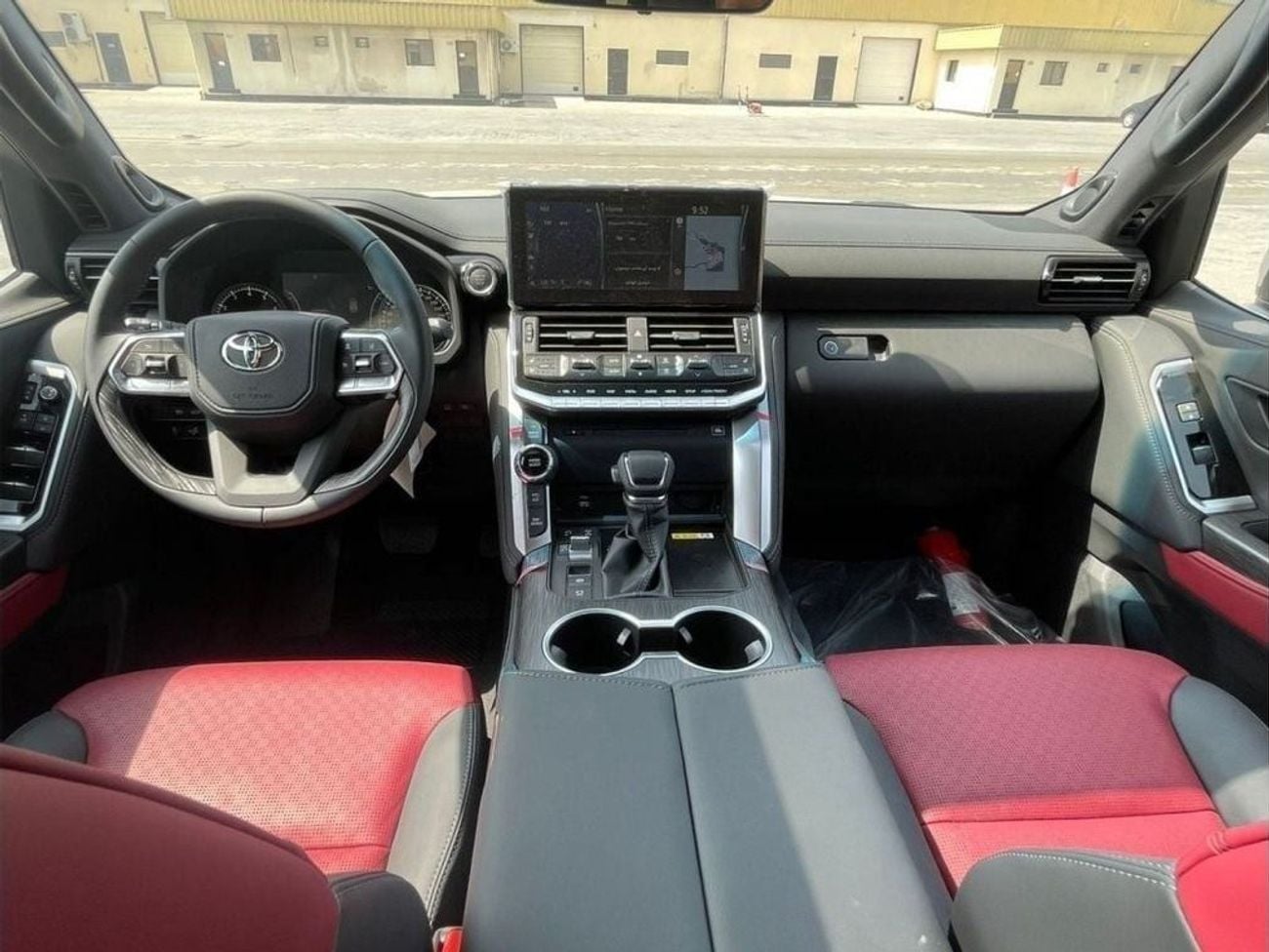 Toyota Land Cruiser VXR 3.5L