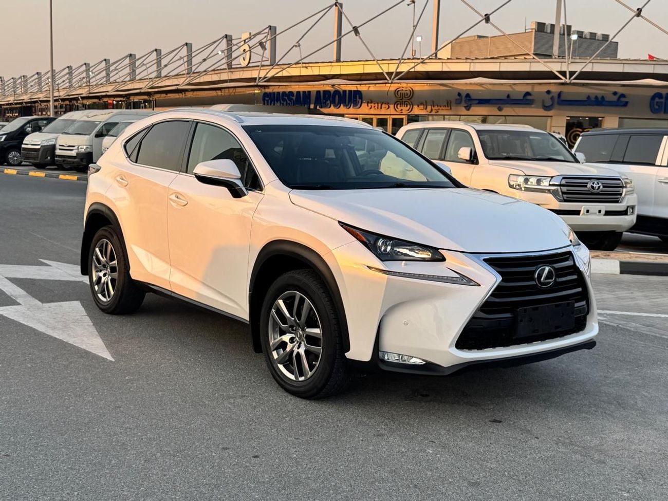 لكزس NX200t PREMIER