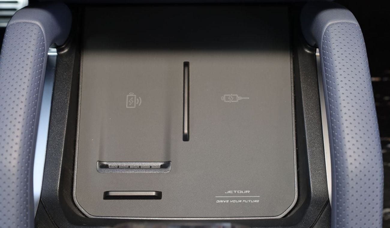 Jetour T2 JETOUR T2 TOP OPTN 1.5L T  HYBRID 160KM 2024