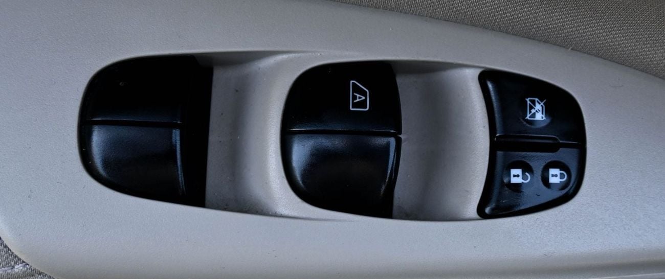 Nissan Sentra S 1.6L (113 HP) Nissan Sentra 1.6L 2020 GCC Original Paint & accident-free Excellent Condition 672 A