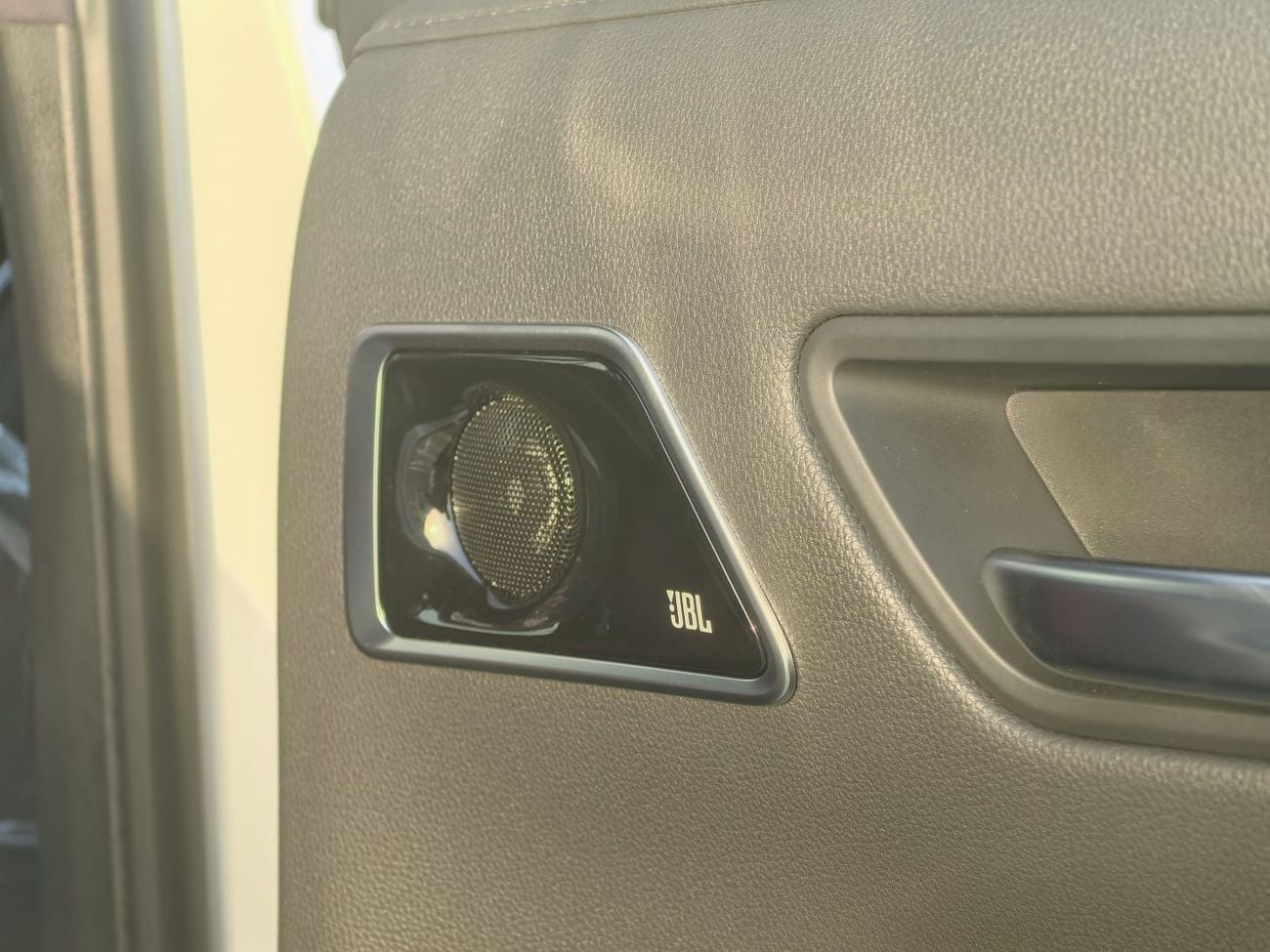 Toyota Land Cruiser VXR