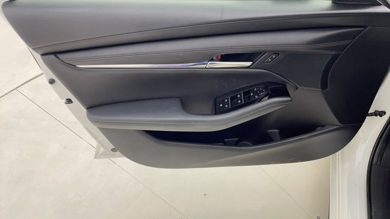 مازدا 3 EVOLVE 2 | بدون دفعة مقدمة | اختبار القيادة في المنزل