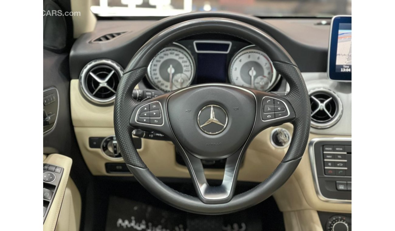 Mercedes-Benz GLA 250 Mercedes Benz CLA250 GCC 2016 Under Warranty