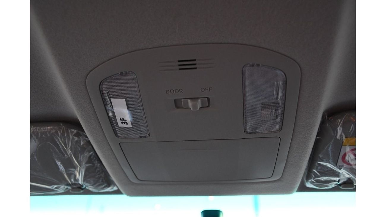 Toyota Hilux 2024 TOYOTA HILUX 2.7L PUSH START FULL OPTION