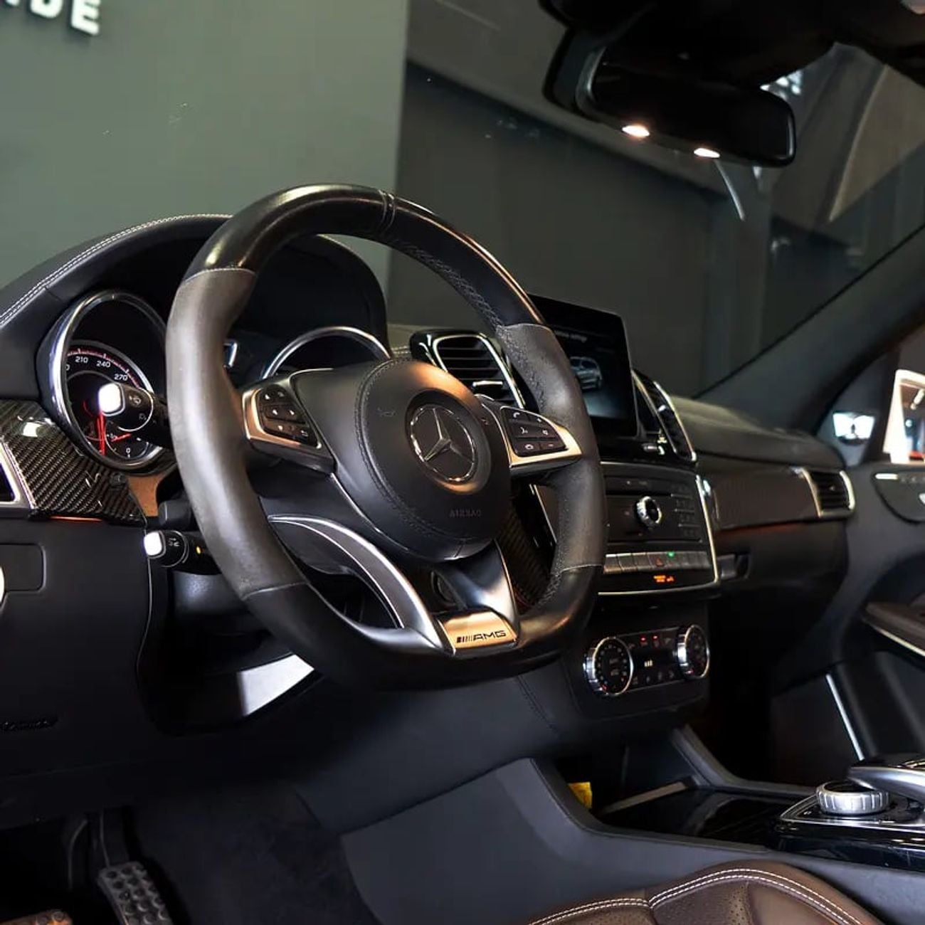 مرسيدس بنز GLS 63 AMG 3,732 pm • 0% Downpayment • GLS 63 AMG • 1 Year Warranty