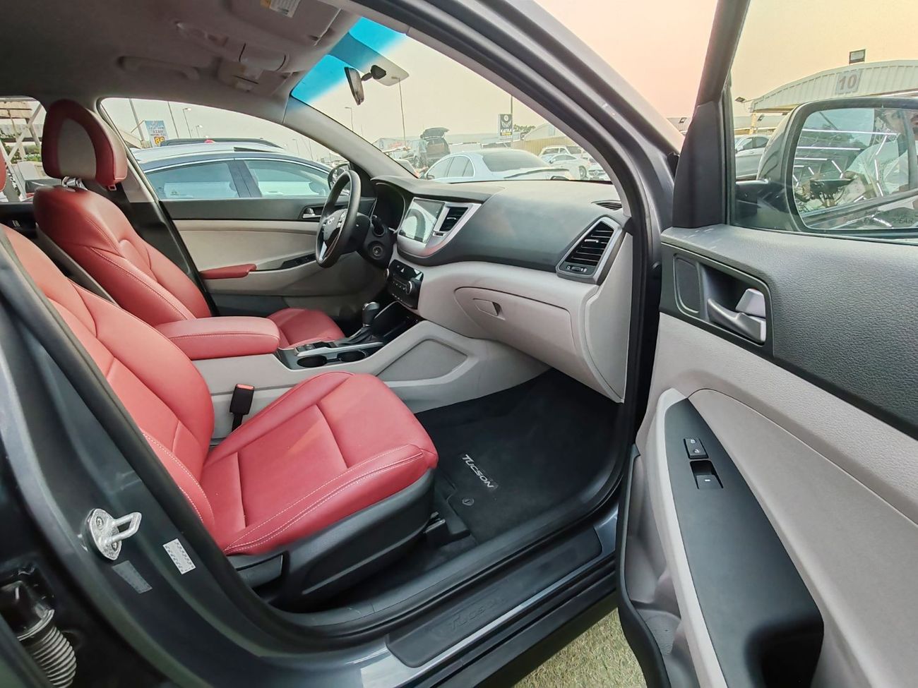 هيونداي توسون GL Warranty one year