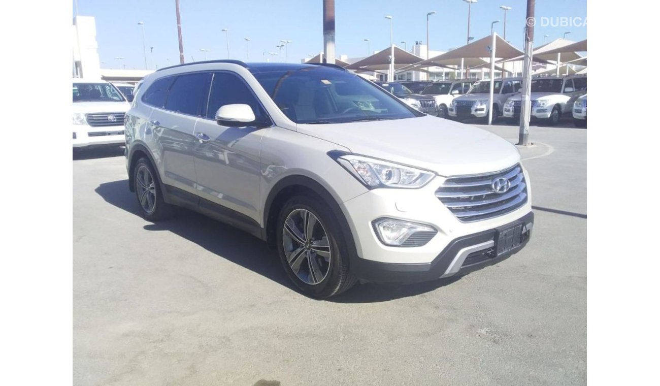 Hyundai Grand Santa Fe HYUNDAI GRAND SANTA FE 2016 GCC