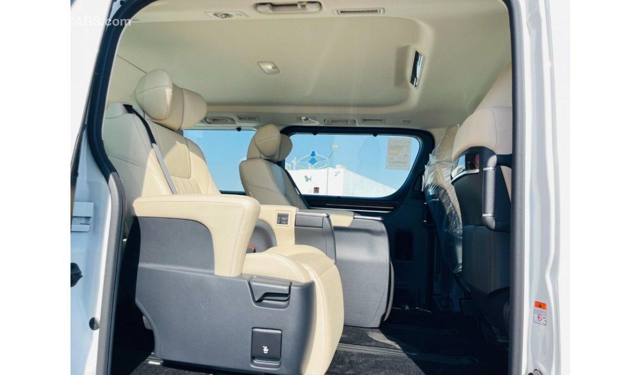 تويوتا جرافينا 3.5L V6 Premium Full Option with Leather AT (7 VIP Seats)
