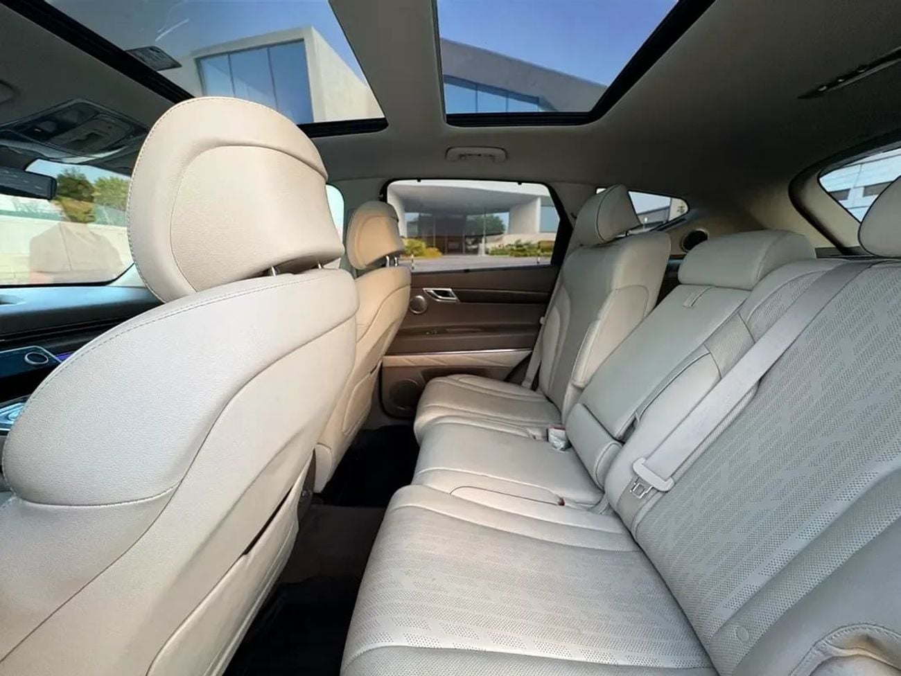 جينيسس GV80 STD (NON GCC) AED 1,590 P.M | 0% DOWN PAYMENT | GENESIS GV80 BASE | 2.5T I4 RWD | 2021