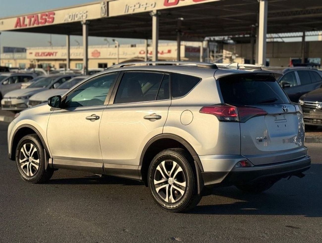 Toyota RAV4 TOYOTA RAV4