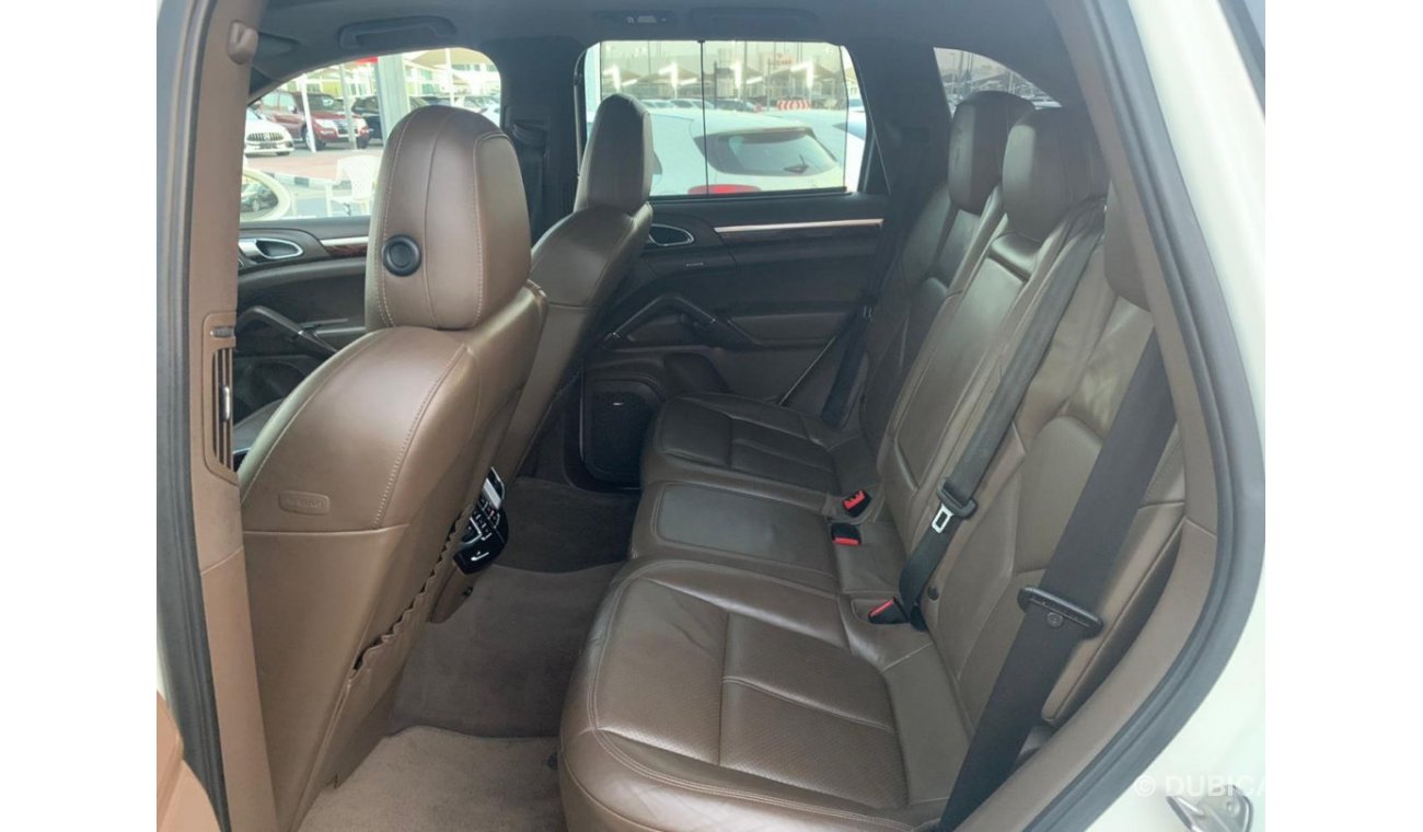 بورش كايان أس Porsche Cayenne S_Gcc_2011_Excellent_Condition _Full option