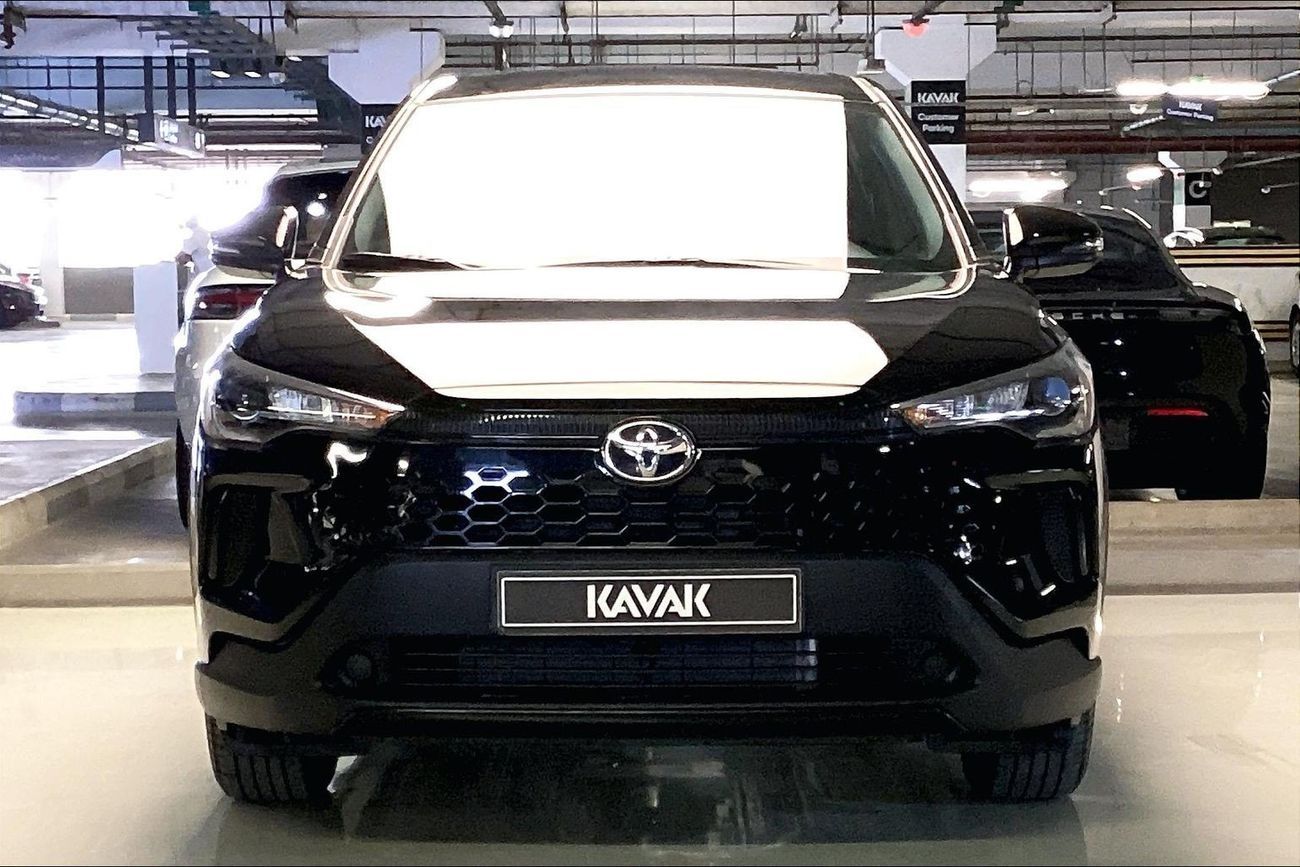 تويوتا كورولا كروس XL | Start 2026 with the ideal drive | شامل الضمان | 0 ﺪﻔﻋﺓ ﺃﻮﻟﻯ