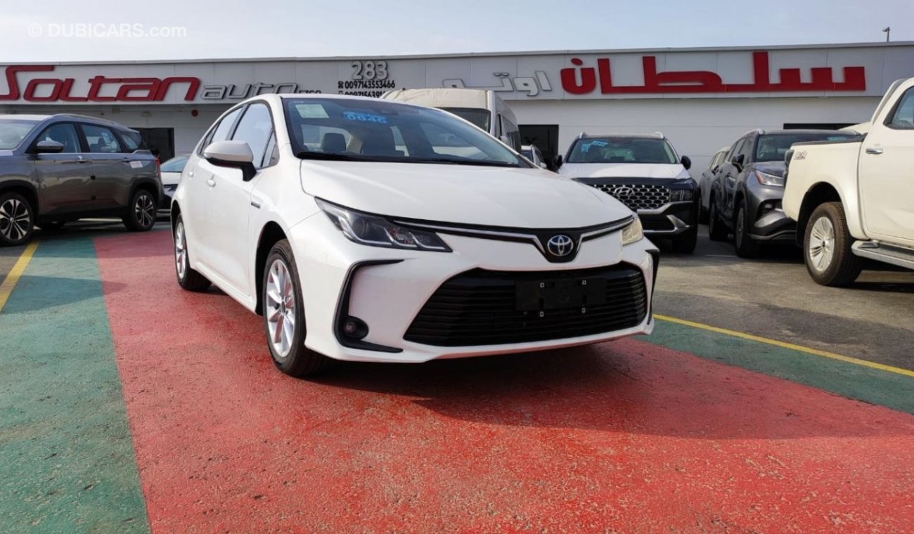 Toyota Corolla 2023 Hyprid 1.8L petrol 4X2 FWD White color