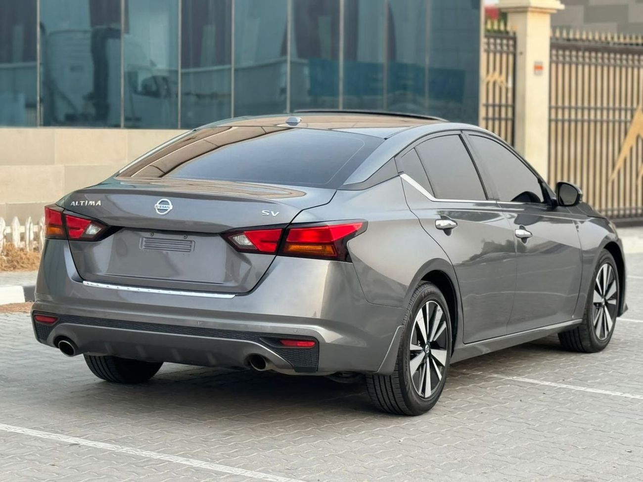 نيسان ألتيما SV