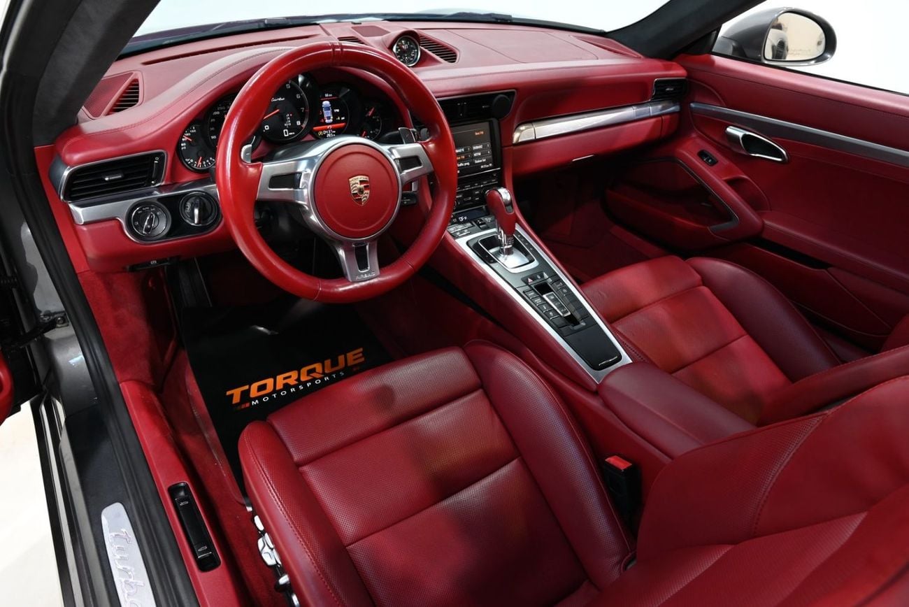 Porsche 911 TURBO 2014 Porsche 911 Turbo, Porsche Service History, Excellent Condition, GCC