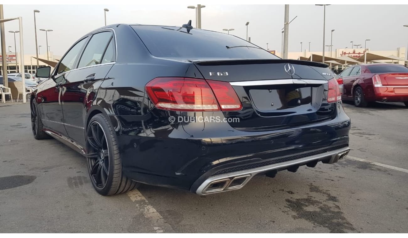 مرسيدس بنز E 350 موديل 2011 محول 2016 حاله ممتازه من الداخل والخارج فل  مواصفات كراسي جلد ومثبت سرعه وتكييف خلفي ونظا