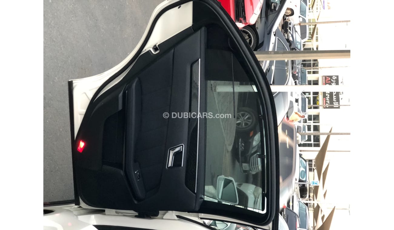 Mercedes-Benz E 63 AMG MERCEDES BENZ E63 AMG MODEL 2011 FACE CHANGE 2016  JAPAN  CAR PERFECT CONDITION FULL OPTION PANORAMI