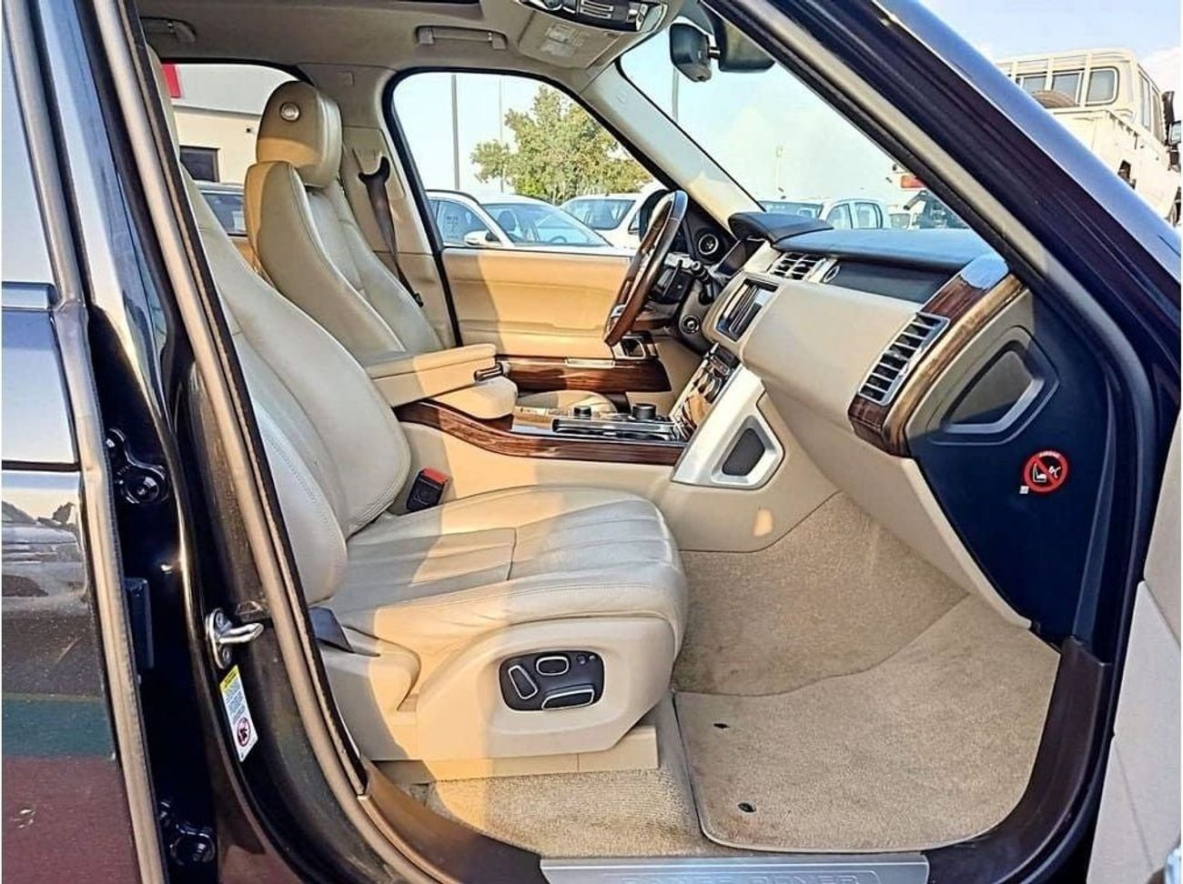 Land Rover Range Rover Autobiography 5.0 L A/T 2015 MODEL BLACK COLOR USED AS SEEN