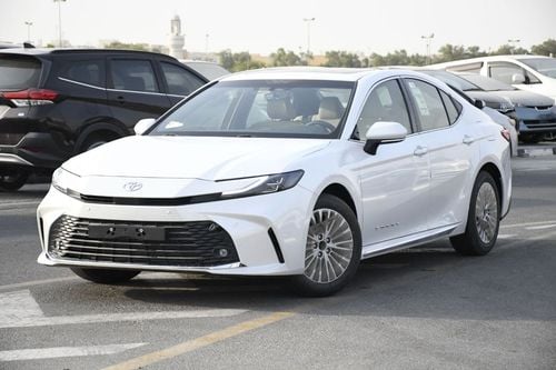 تويوتا كامري 2.5L LE Petrol GCC (Ready Stock)