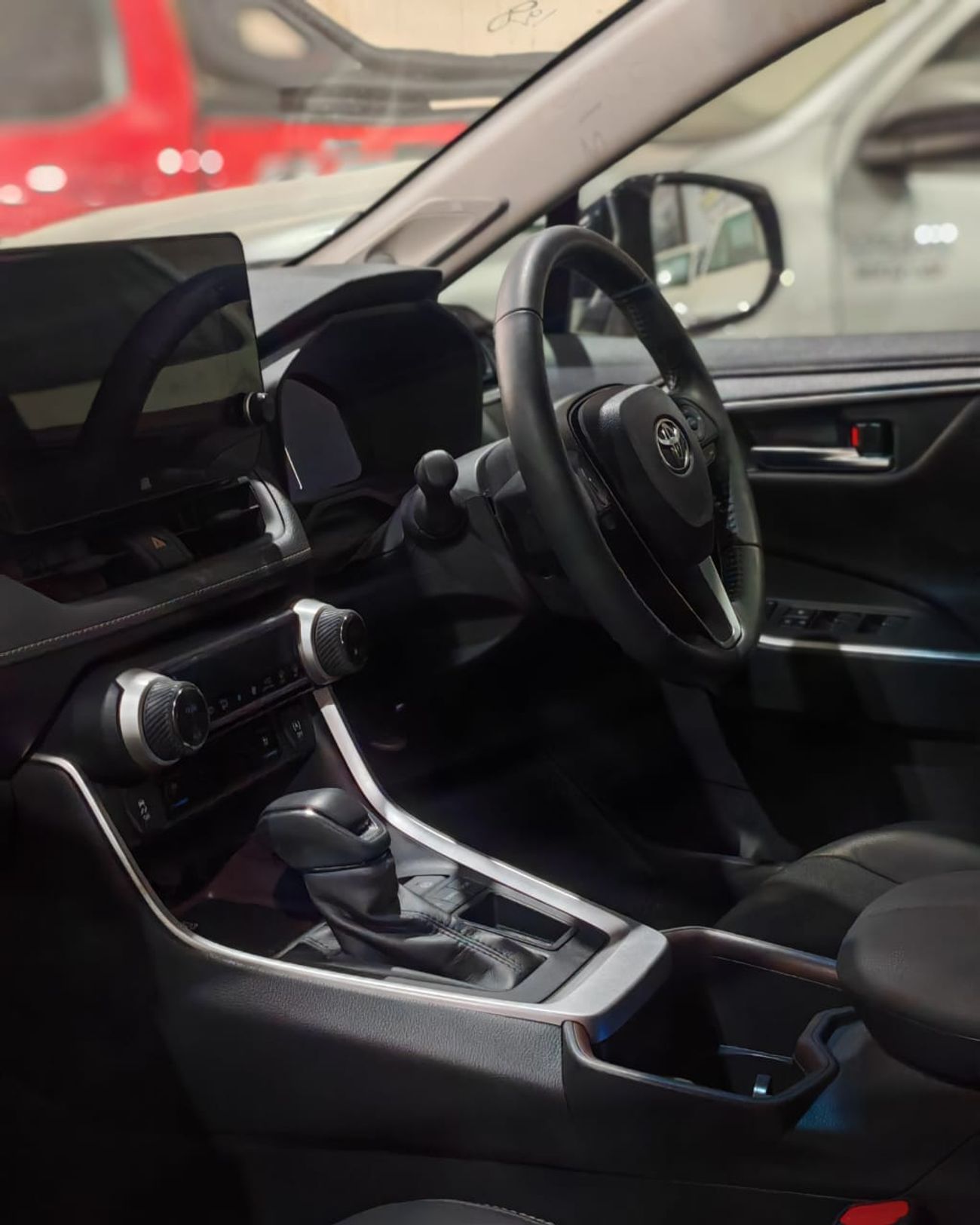 تويوتا راف ٤ 2.5L (2WD) VX