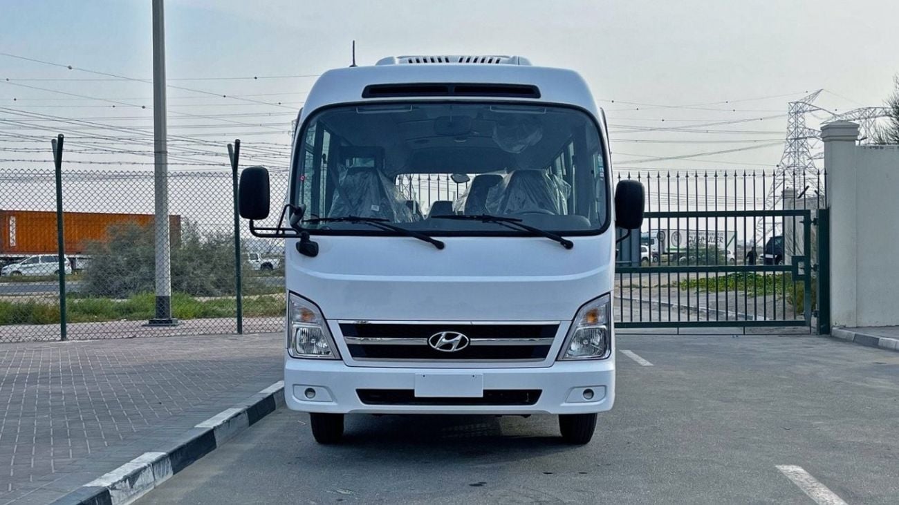 Hyundai County Hyundai County 4.2L diesel 22seter 2023
