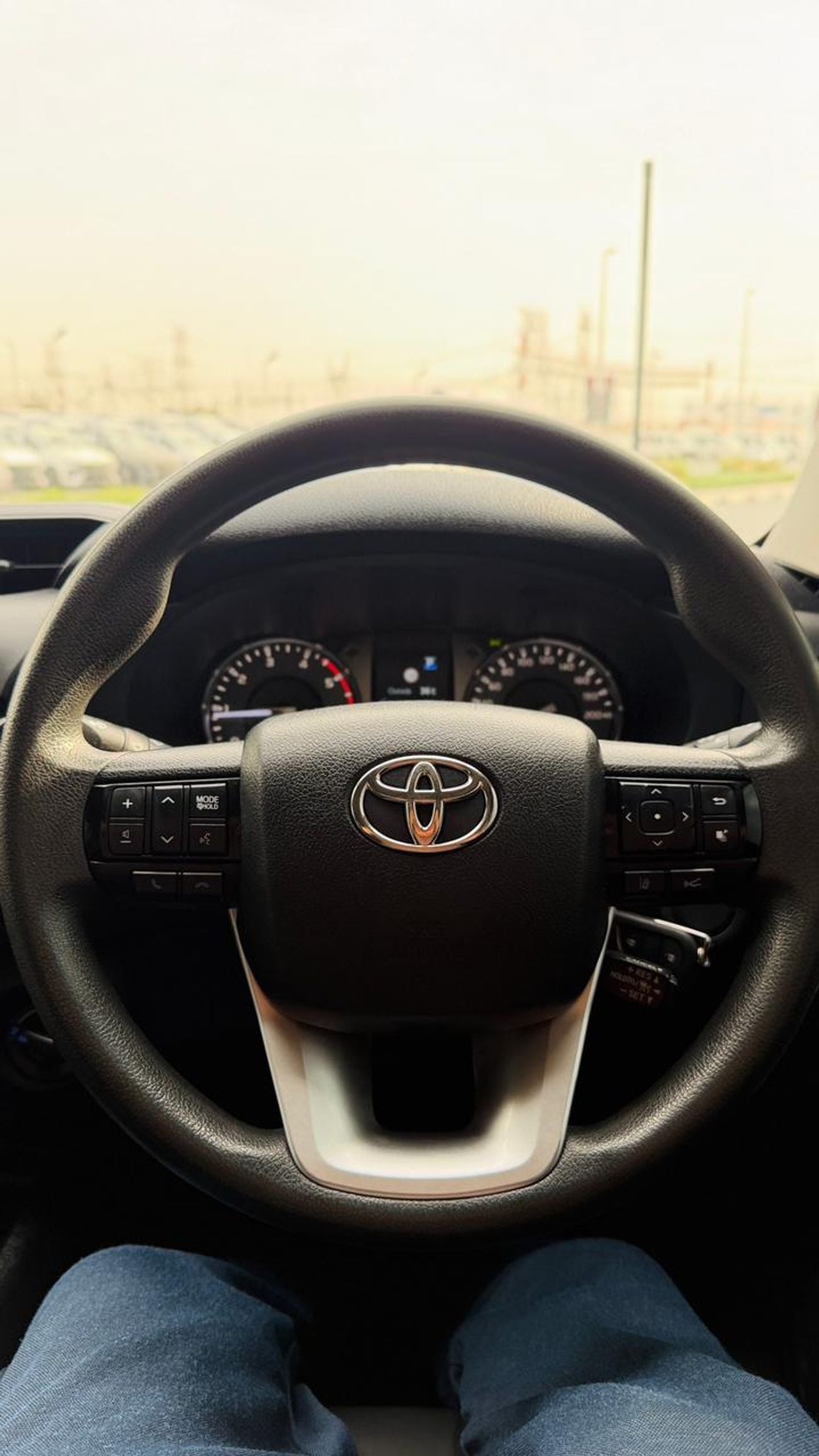 تويوتا هيلوكس 2022| 2.8L DIESEL ENGINE | AT | RHD | HEAVY BULL BAR WITH FOCUSED LED LIGHTS | DUAL BULL BAR ANTENNA