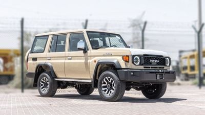تويوتا لاند كروزر 70 2026 Toyota Land Cruiser LC76 2.8L AT Diesel Full Option (Beige)