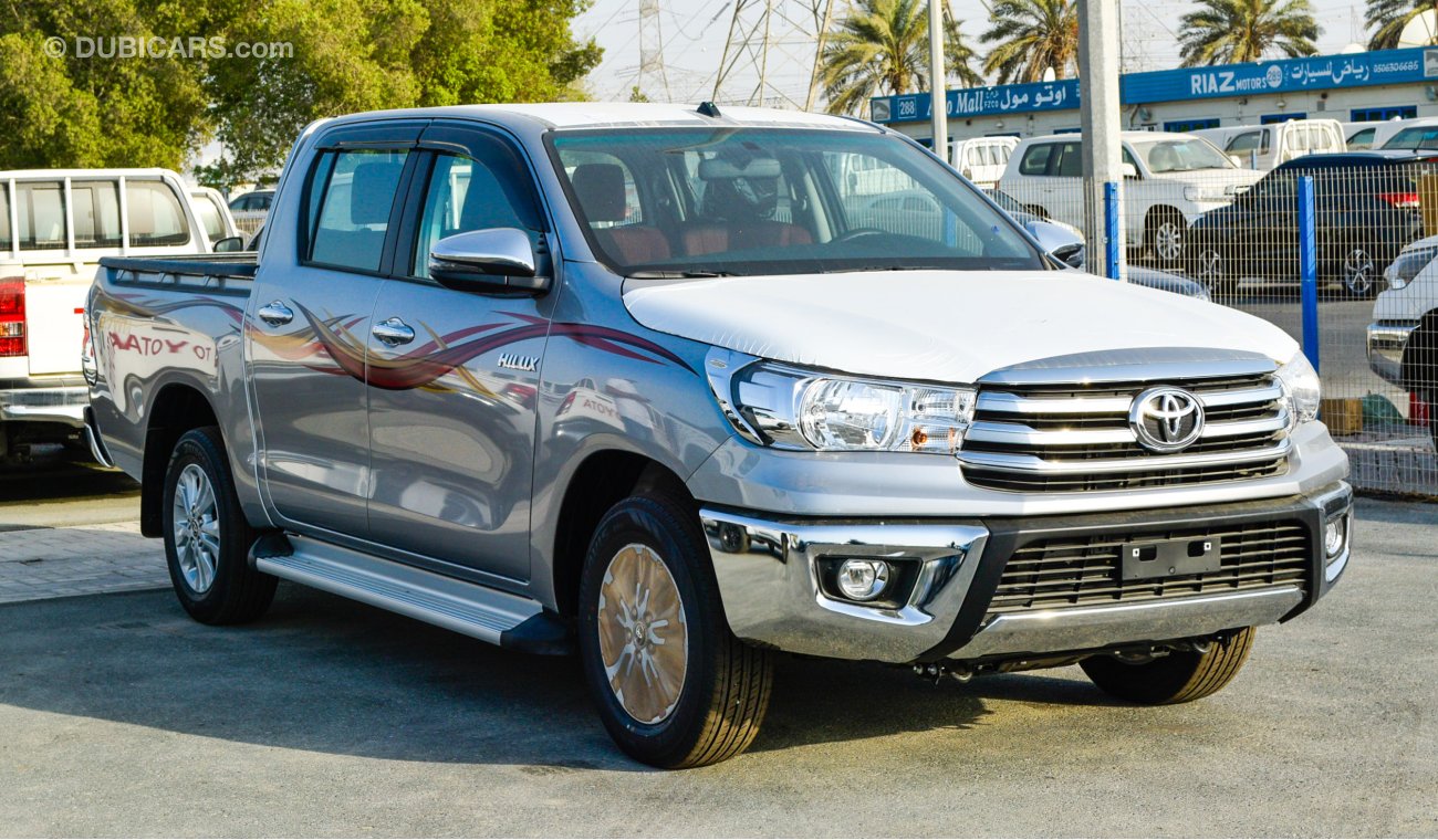 Toyota Hilux SR5 2.7 Petrol RWD M/T