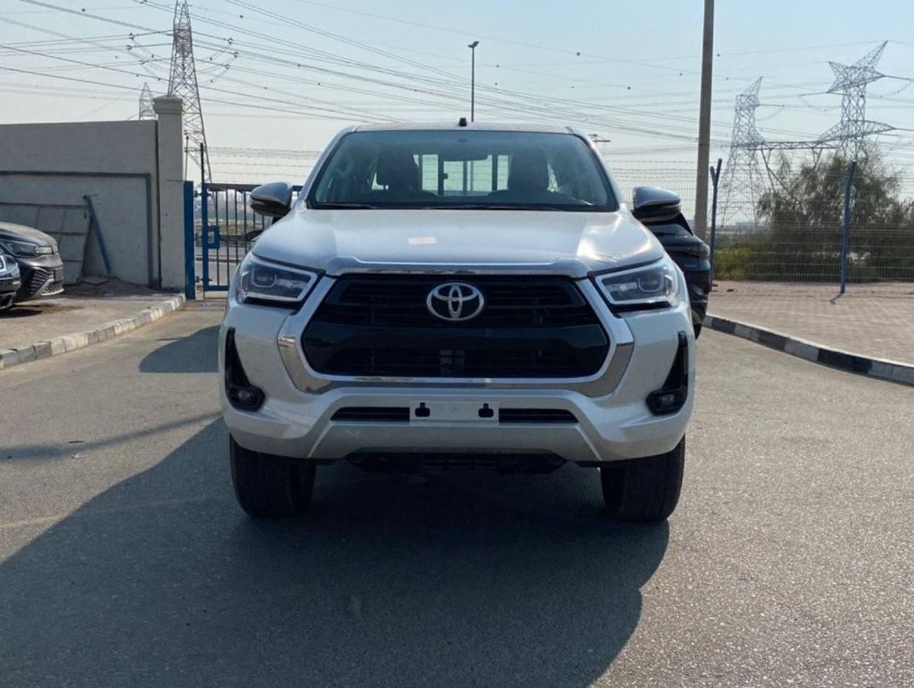 Toyota Hilux 4.0 L brand now