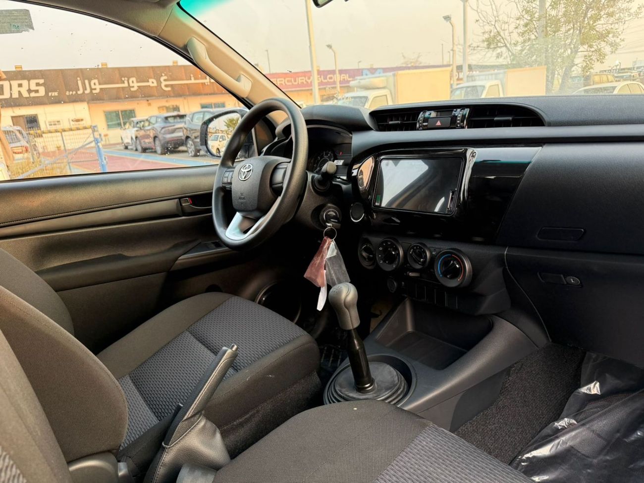 Toyota Hilux HILUX 2.4L DIESEL M/T 4X4 D/C POWER WINDOWS 2025 MODEL