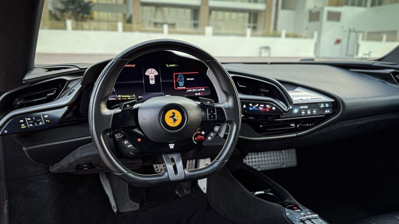 فيراري SF90 ستراديل