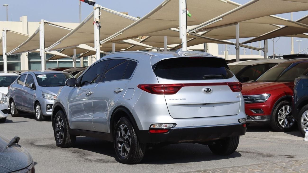 Kia Sportage LX 1.6L Kia Sportage - 2021- GCC - Accident-Free -1.6L  - Low Mileage - Excellent Condition