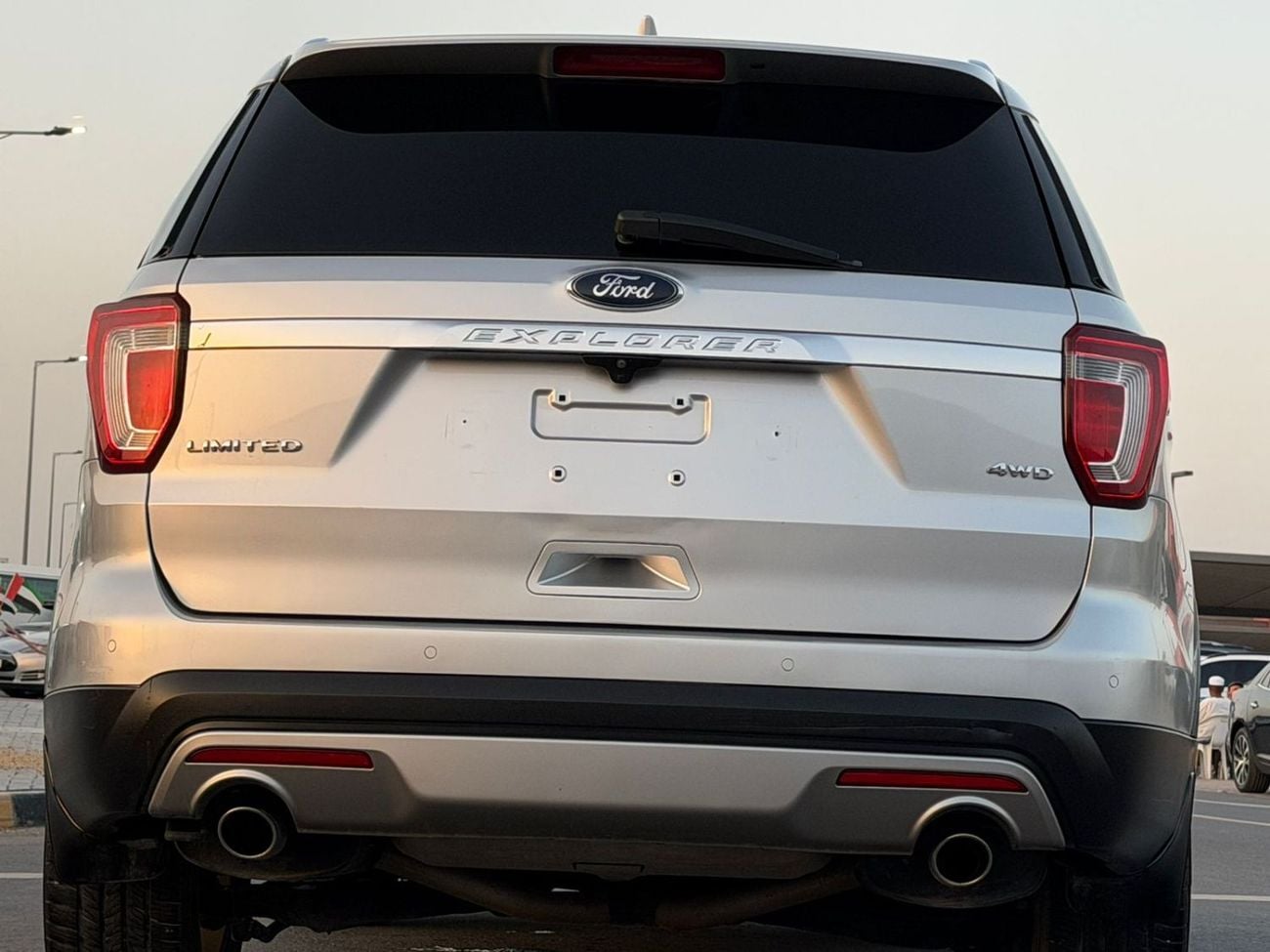 Ford Explorer top-of-the-line model, fully loaded with panoramic
