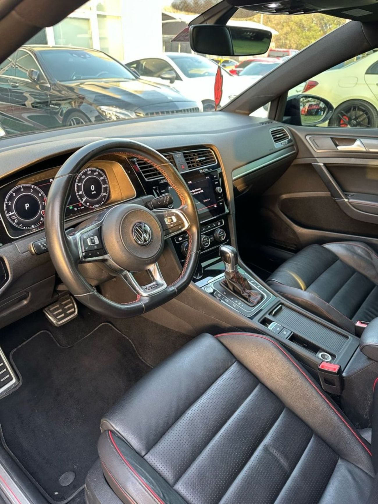 فولكس واجن جولف GTI VOLKSWAGEN GOLF  GTI 2019 GCC FULL OPTION ORIGINAL PAINT PERFECT CONDITION