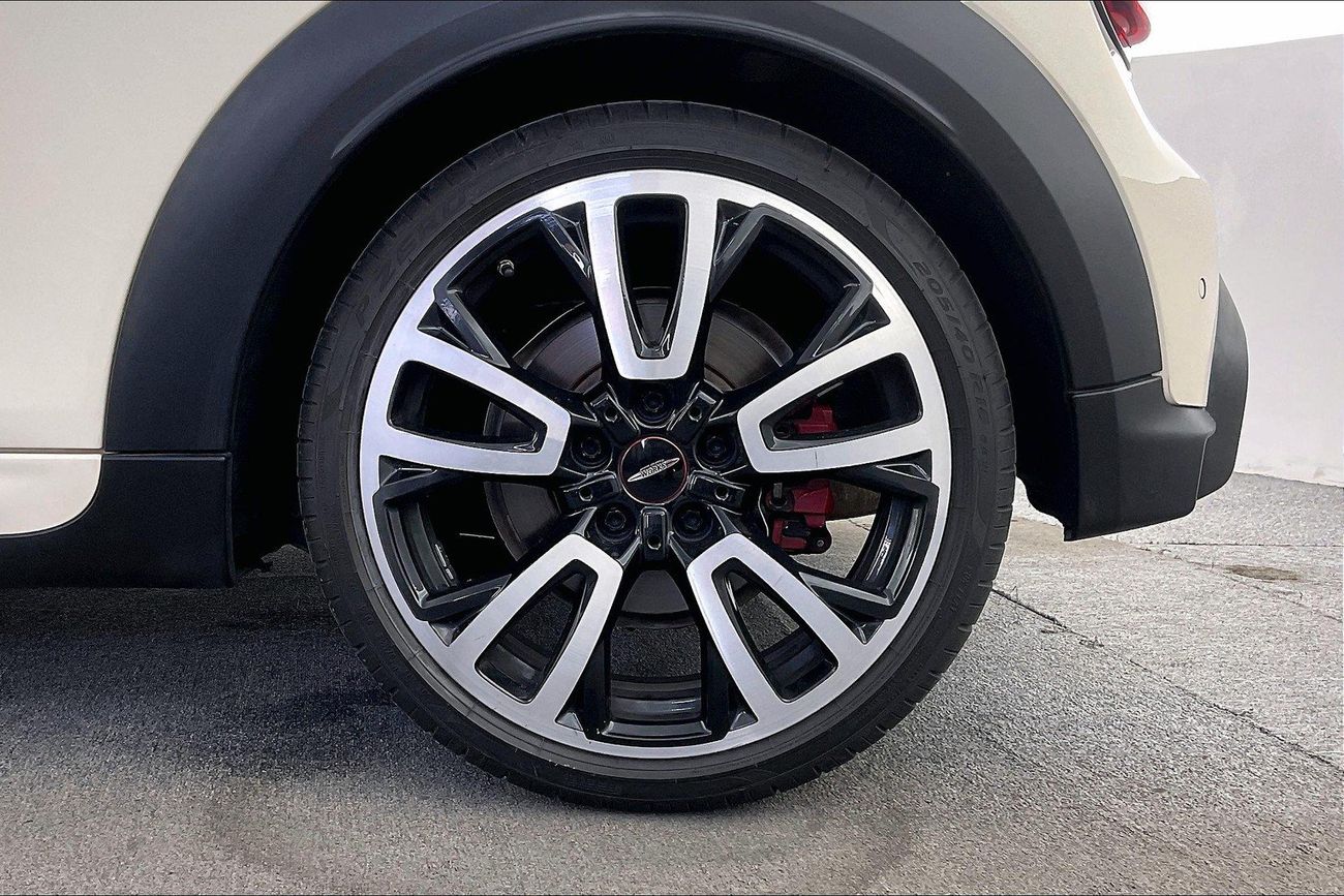 ميني جون كوبر John Cooper Works | National Day Celebration | شامل الضمان | 0 ﺪﻔﻋﺓ ﺃﻮﻟﻯ