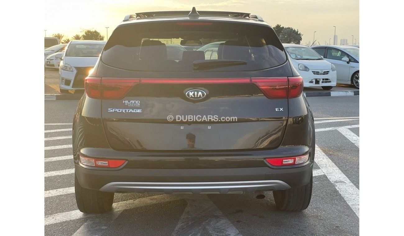 Kia Sportage 2018 Kia Sportage EX 2.4L 4X4 Full Option Panorama / Export only