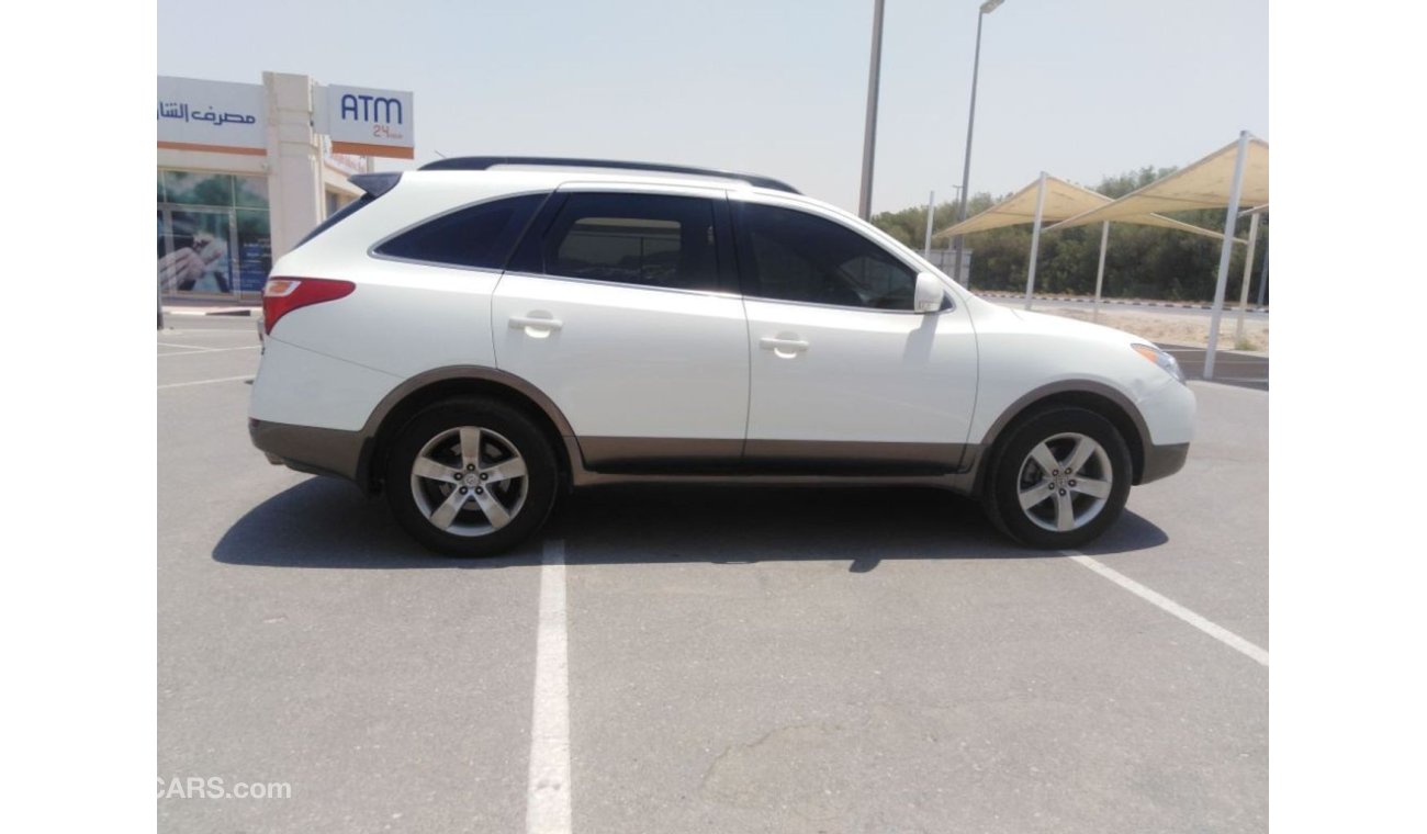 Hyundai Veracruz Hyundai veracruz 2011 gcc 4*4 very good condition,,, for sale