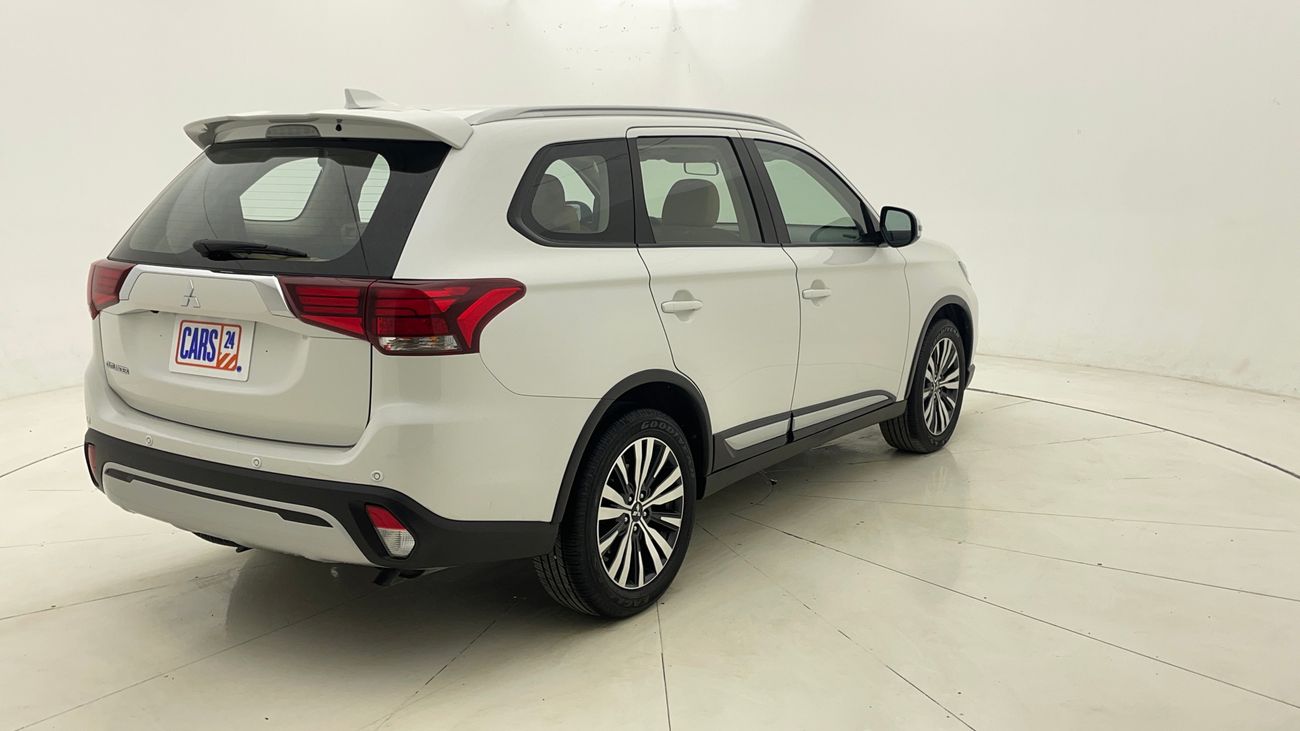 Mitsubishi Outlander GLS MID 2.4 | Zero Down Payment | Home Test Drive