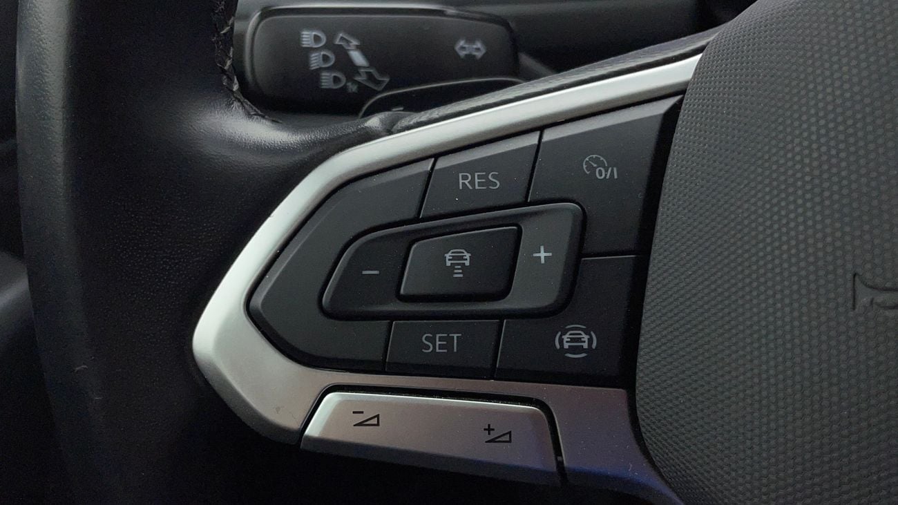 فولكس واجن T ROC 2024 LIFE | AED 1086/Month | 0 DP | 30 Day Return | Warranty | Service History