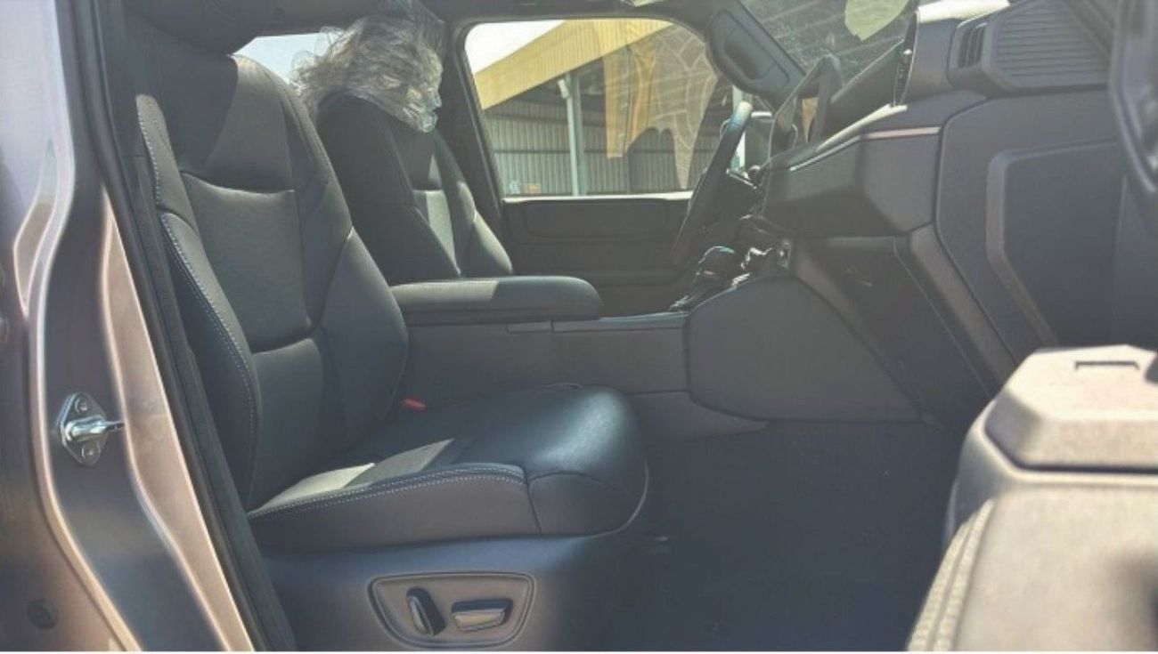 Toyota Prado VXR 250 WX+ LUXURY 2.4P AT MY2025 - BLACK