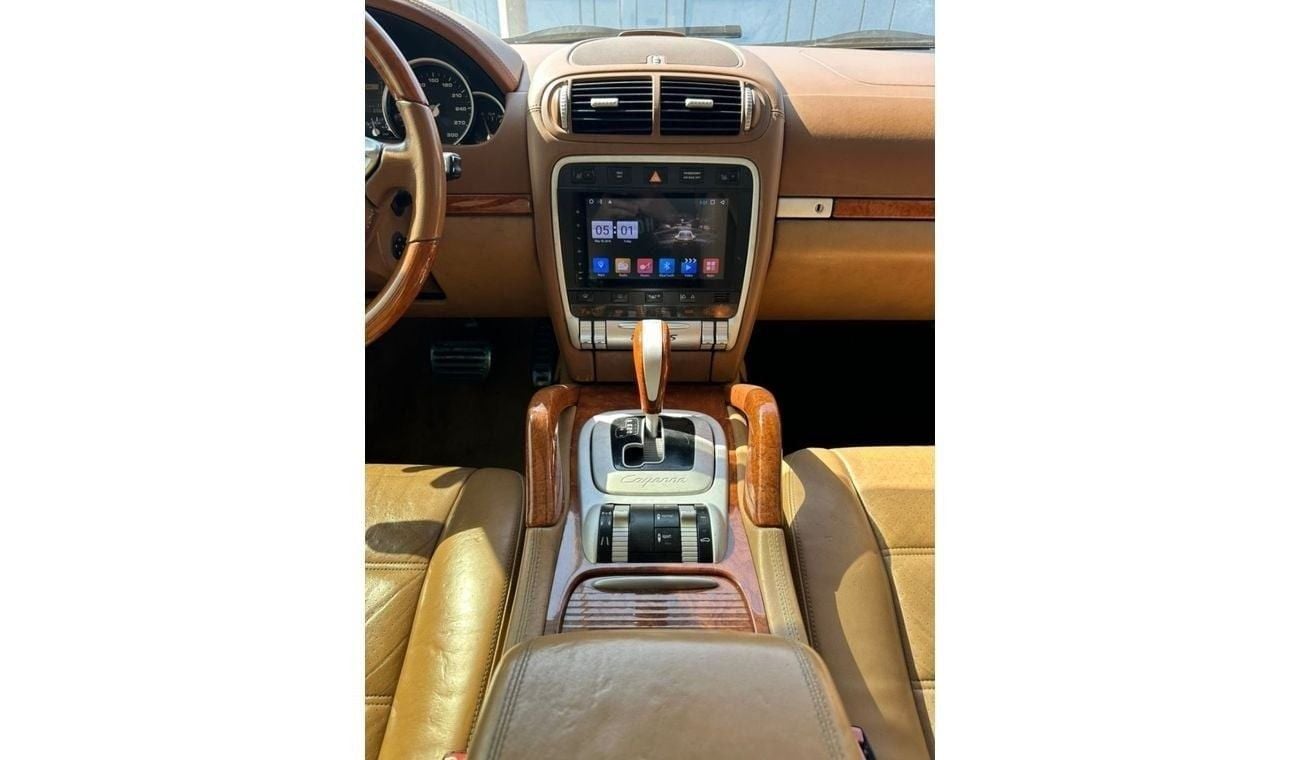 Porsche Cayenne Turbo S | 4.5L V8 6AT (521 HP) | 2006 | GCC Specs | First Owner | Low Mileage