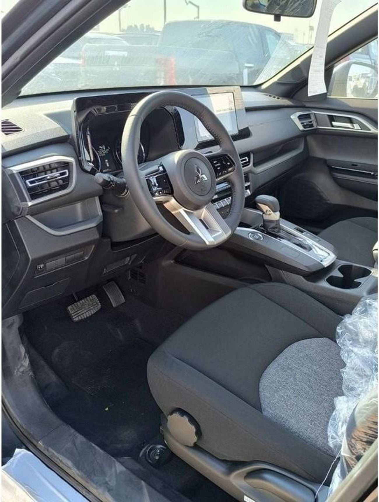 Mitsubishi Xforce H LINE Mitsubishi XFORCE H-LINE 1.5L SUV FWD 5Doors