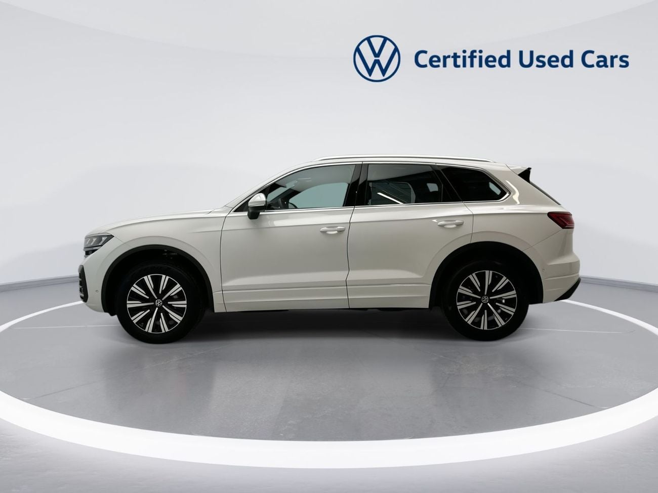 Volkswagen Touareg 3.0T TL (340 HP) Touareg Elegance (Ref#02784)