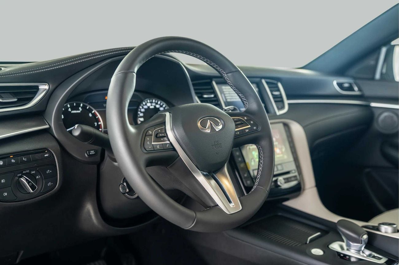 Infiniti QX55 ESSENTIAL 2.0