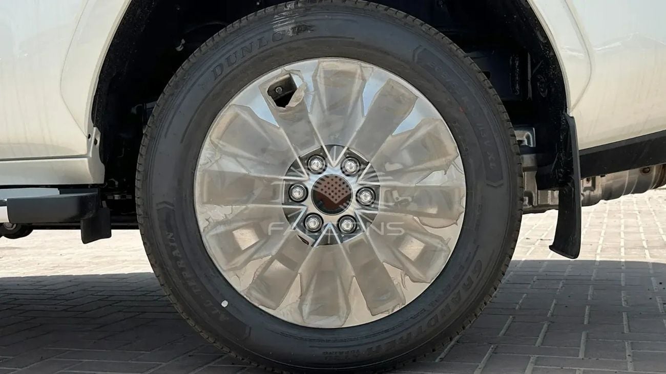 تويوتا لاند كروزر Toyota LC300 4.0L GXR