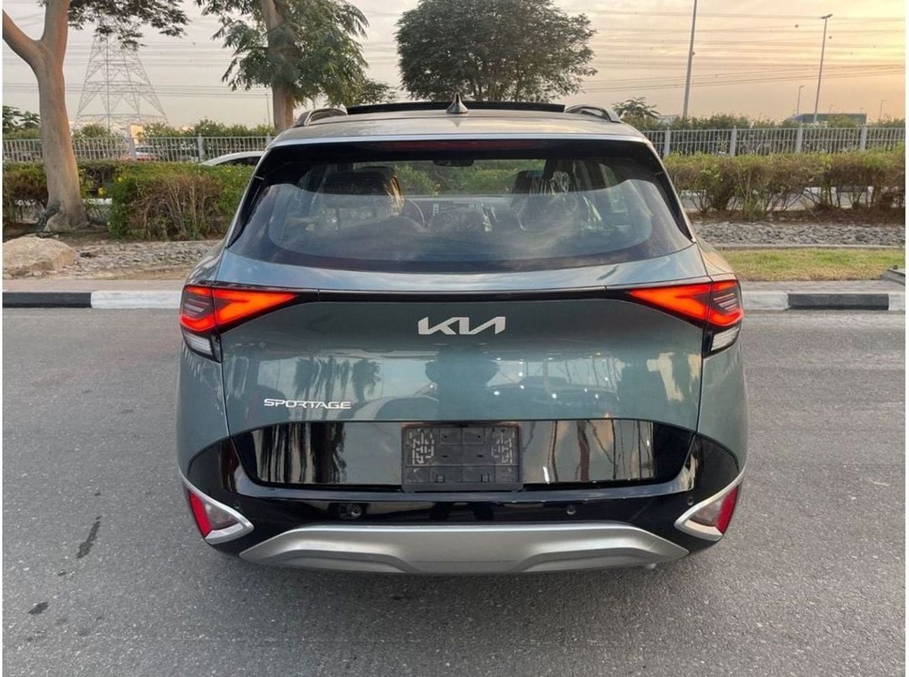 كيا سبورتيج EX 1.6L